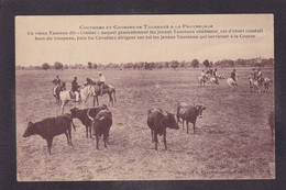 CPA Provence Taureaux Gardian Camargue éditeur Bernheim Nîmes Non Circulé - Provence-Alpes-Côte D'Azur