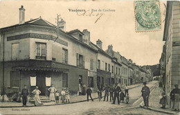 77 VAUJOURS  Rue De Coubron Boucherie Moderne CPA Ed. Bertet   EN L'ETAT - Autres Communes