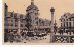 Belgique, Vieux Bruxelles, La Musique Et La Place Des Bailles - Fêtes, événements