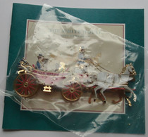 LaZooRo: The WHITE HOUSE Christmas 2001 - Christmas Decoration - Decorative Items