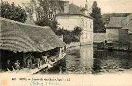 Sens * Lavoir Du Gué St Jean * Laveuses * Faubourg St Savinien - Sens