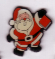 R278 Pin's PERE NOEL Avec Livre Rouge Achat Immédiat - Navidad