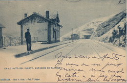 1902 ASTURIAS , T.P. CIRCULADA , EN LO ALTO DEL PUERTO , ESTACIÓN DE PAJARES  , FOT. VILLEGAS , FERROCARRIL - Asturias (Oviedo)