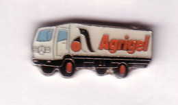 V333 Pin's Camion Agrigel Mercedes Achat Immédiat - Mercedes