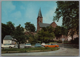 Iserlohn - Altstadt Mit Stadtkirche Und Stadtmauer 1   Mit VW Käfer BMW 02 Audi 100 Opel Commodore A - Iserlohn