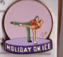 R42 Pin's Patinage HOLIDAY ON ICE Patins à Glace Pin'up Pin'ups Achat Immédiat - Pattinaggio Artistico