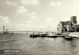 EMMERICH Am Rhein, Boote Und Brücke Im Hintergrund (1970s) AK - Emmerich