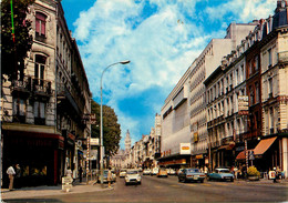 Lille * La Rue Nationale * Commerces Magasins - Lille