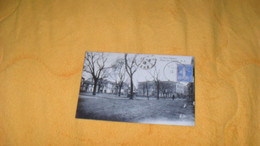 CARTE POSTALE ANCIENNE CIRCULEE DE 1932../ ALBAN.- PLACE DES TILLEULS..CACHETS + TIMBRE - Alban