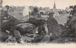 Huelgoat         29         La Chute De L'étang  Et Le Moulin     (voir Scan) - Huelgoat