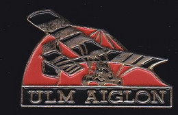 68838-Pin's. L'Aigle St-Michel. . Avion.Aviation. ULM Aiglon - Avions
