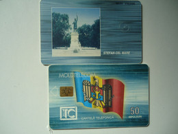 MOLDOVA  USED CARDS    MONUMENTS  RED CHIPS 2SCAN - Moldavië