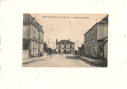 Montreuil-Bellay (49) : La Gare Prise De L'avenue De La Gare En 1919 (animé) PF. - Montreuil Bellay