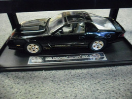 GMP / AMERICAN COLLECTIBLES 1985 Chevy Camaro IROC-Z CUSTOM échelle 1/18 Chevrolet 3° Génération Z28 Au V8 De 218 Ch. - GMP