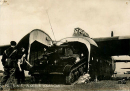 Militaria * Royal Air Force * Planeur Hamilcar * Tank Char Matériel * RAF - Ausrüstung