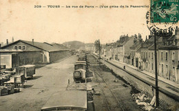 Tours * La Rue De Paris ( Vue Prise De La Passerelle ) * Gare * Ligne Chemin De Fer Indre Et Loire - Tours