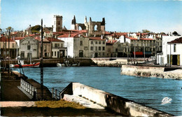 St Martin De Ré * Ile De Ré * Vue Sur La Ville Et Le Port * Hôtel De France - Saint-Martin-de-Ré