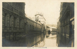Paris 7ème * Carte Photo * Rue De L'université * Inondations 1910 Crue - Paris (07)