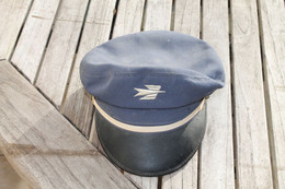 Casquette Des Postes Françaises Des Années 60/70 - Headpieces, Headdresses