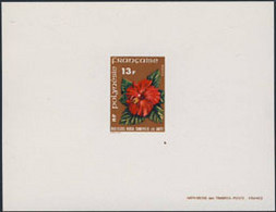 FRENCH POLYNESIA (1979) Hibiscus. Deluxe Sheet. Scott No 301, Yvert No 119. - Non Dentelés, épreuves & Variétés