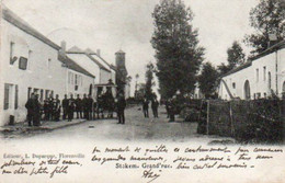 Stokem Grand'rue Noir Et Blanc Bien Animée Sans Doute Un Enterrement  Circulé En 1903 - Aarlen