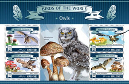 Maldives  2015 Fauna  Owls And Mushrooms - Maldives (1965-...)