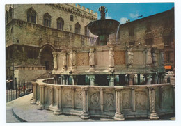 FONTANA MAGGIORE E PALAZZO COMUNALE / MAGGIORE FOUNTAIN AND COMMUNAL PALACE.- PERUGIA.- ( ITALIA ) - Invasi D'acqua & Impianti Eolici