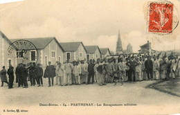 Parthenay * Les Baraquements Militaires * Militaire Militaria - Parthenay