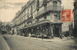 Blois * La Rue Denis Papin Et Le Grand Bazar - Blois