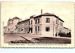 69 - VAULX En VELIN --  Vue Générale Du Nouveau Groupe Scolaire - Vaux-en-Velin