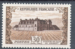 France 1951 Clos Vougeot Mi#932 Yvert#913 Mint Never Hinged - Unused Stamps