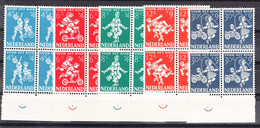 Netherlands 1958 Children Mi#723-727 Mint Never Hinged Pieces Of Four - Unused Stamps