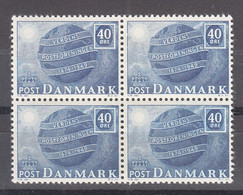 Denmark 1949 Mi#320 Mint Never Hinged Piece Of 4 - Nuevos