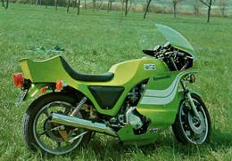 Moto Sport - Kawasaki 900, 4 Cylindres - Cliché Moto Revue - Carte Non Circulée - Motos