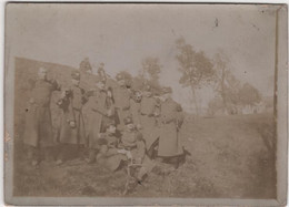 Carte Photo Militaria Groupe De Soldats à Identifier Envoyée De Saint Marcellin En 1904 - Autres & Non Classés