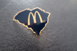 Lot De 2 Pin's Mc Donald's - McDonald's