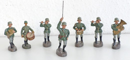 Militär Lot Mit 7 Figuren Militärkapelle 1x Elastolin Und 6x Ohne Marke I-II - Altri & Non Classificati