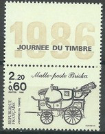 FRANCE 1986 JOURNEE DU TIMBRE. Yvert N° 2411 Avec Logo Millesime Attenant Issu Du Carnet. ** Neuf Sans Charnière. MNH - Ongebruikt