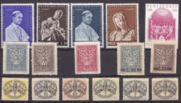 VATICAN Different Stamps 1945 MH , 1964 , 1975 MNH** - Collezioni