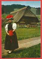 Im Schwarzwald, Trachten - Costumes