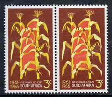 South Africa 1966 Maize Plants 3c Se-tenant Pair (from 5th Anniversary Set) U/M, SG 264 - Unused Stamps