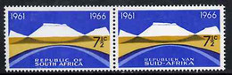 South Africa 1966 Mountain Landscape 7.5c Se-tenant Pair (from 5th Anniversary Set) U/M, SG 265 - Ungebraucht