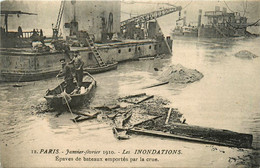 Paris * La Seine * Inondation 1910 * épaves De Bateaux Emportés Par La Crue - Alluvioni Del 1910