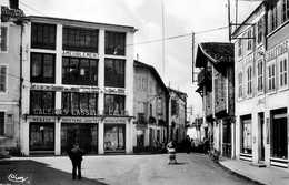 St Sever Sur L'adour * Place Léon Dufour Et Rue De Pontix * Galeries LASSALE CALES - Andere & Zonder Classificatie