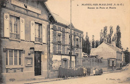 Mareil-sur-Mauldre        78        Bureau De Poste Et Mairie            ( Voir Scan) - Autres & Non Classés