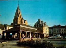 Mamers * Place Carnot * Les Vieilles Halles Et L'église St Nicolas - Mamers