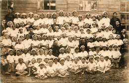 Tharon * La Colonie Ste Anne * Groupe D'enfants * Hommes D'église - Tharon-Plage