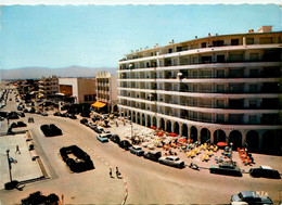 Canet Plage * Plage Radieuse * Le Carrefour * Les Nouveaux Immeubles Boulevard De La Mer - Canet Plage