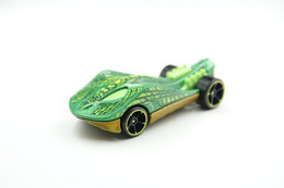 Hot Wheels Mattel Super Stinger Green HW Imagination -  Issued 2013, Scale 1/64 - Matchbox (Lesney)