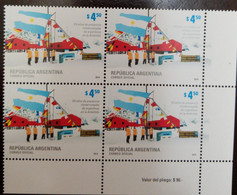 A) 2014, ARGENTINA, ANTARCTIC BASE ORCADAS, MULTICOLORED, BLOCK OF 4 - Ungebraucht